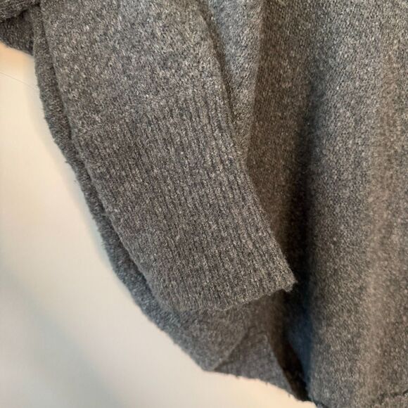 BCBGMaxAzria Women's Grey Open Cardigan Size Medium - Picture 2 of 5